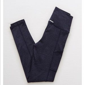 Navy Aerie “Chill Play Move” leggings with pockets